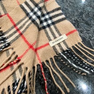 REAL BURBERRY SCARF